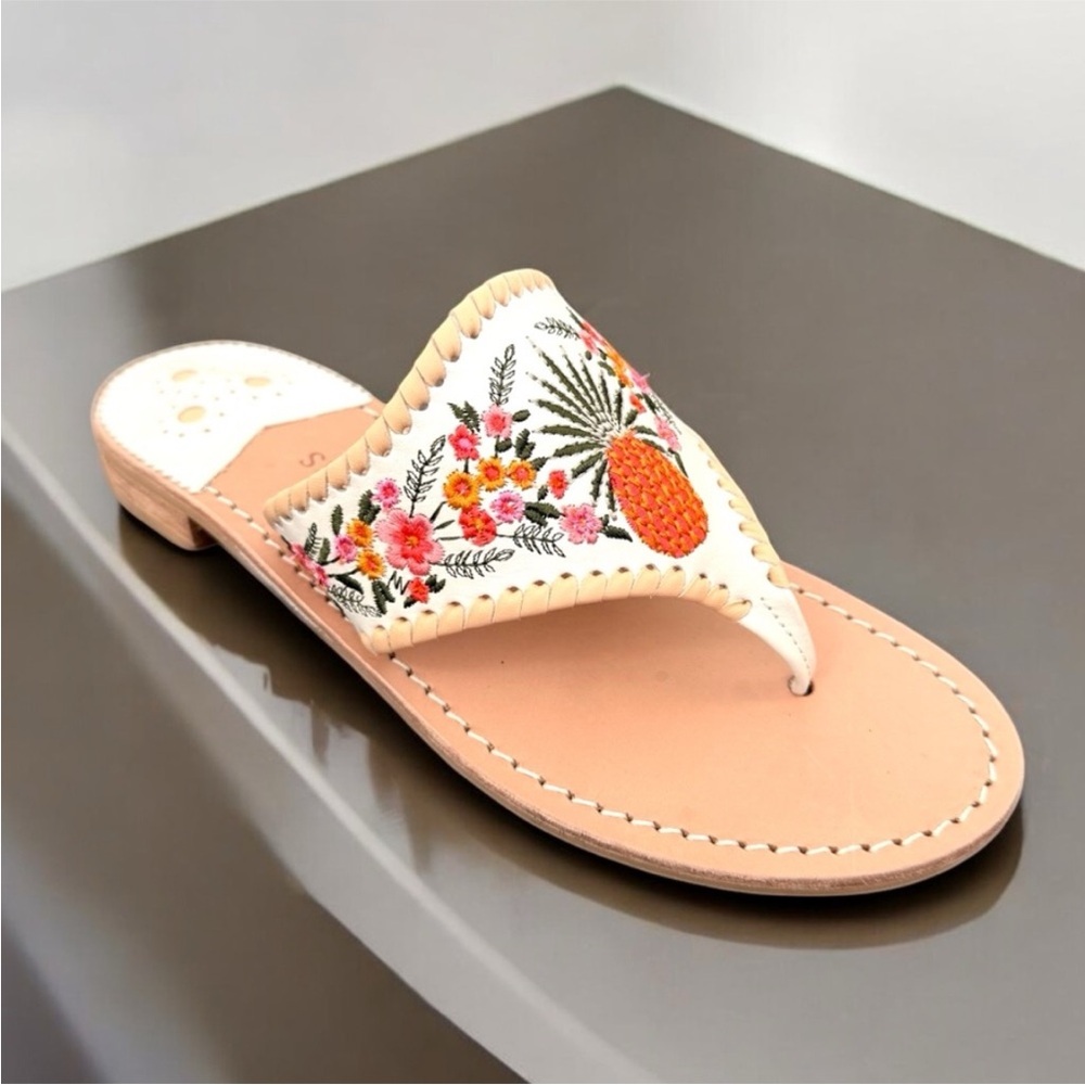 New! JACK ROGERS LIMITED EDITION
PINEAPPLE FLORAL THONG SANDALS